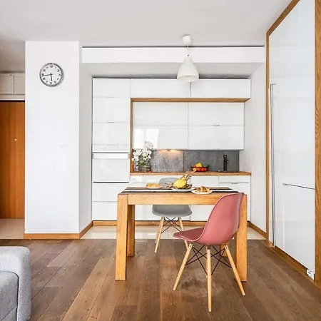 Art Market Square Διαμέρισμα *