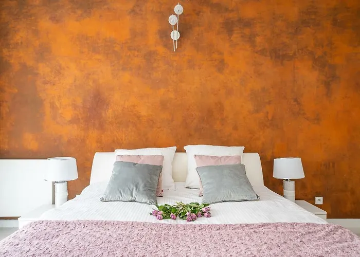 Apartman Art Market Square