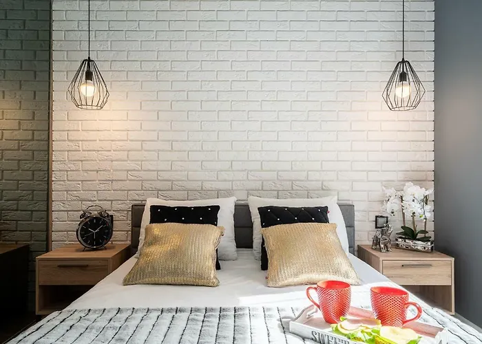 Apartman Art Market Square