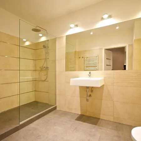 Art Market Square Apartman *