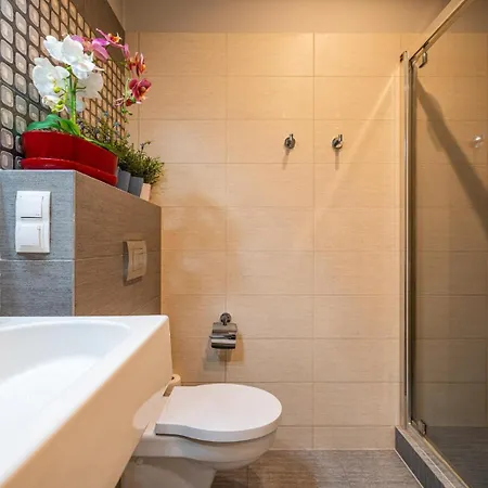 شقة Art Market Square