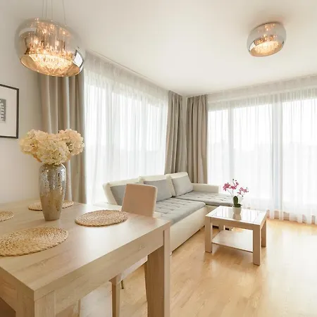 Art Market Square Apartman
