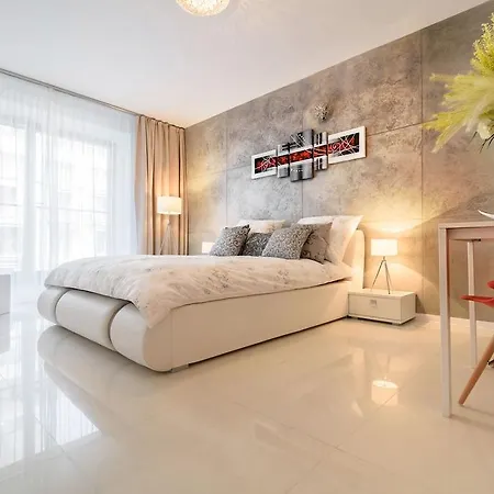 Art Market Square Apartman