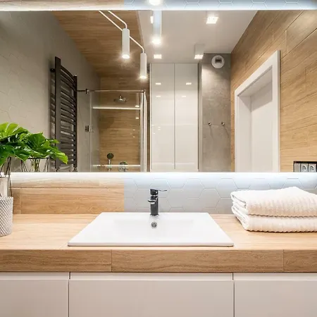 Art Market Square * فروتسواف